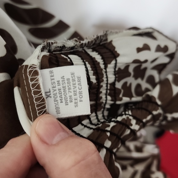 Dressbarn XL off the shoulder top - Picture 7 of 7